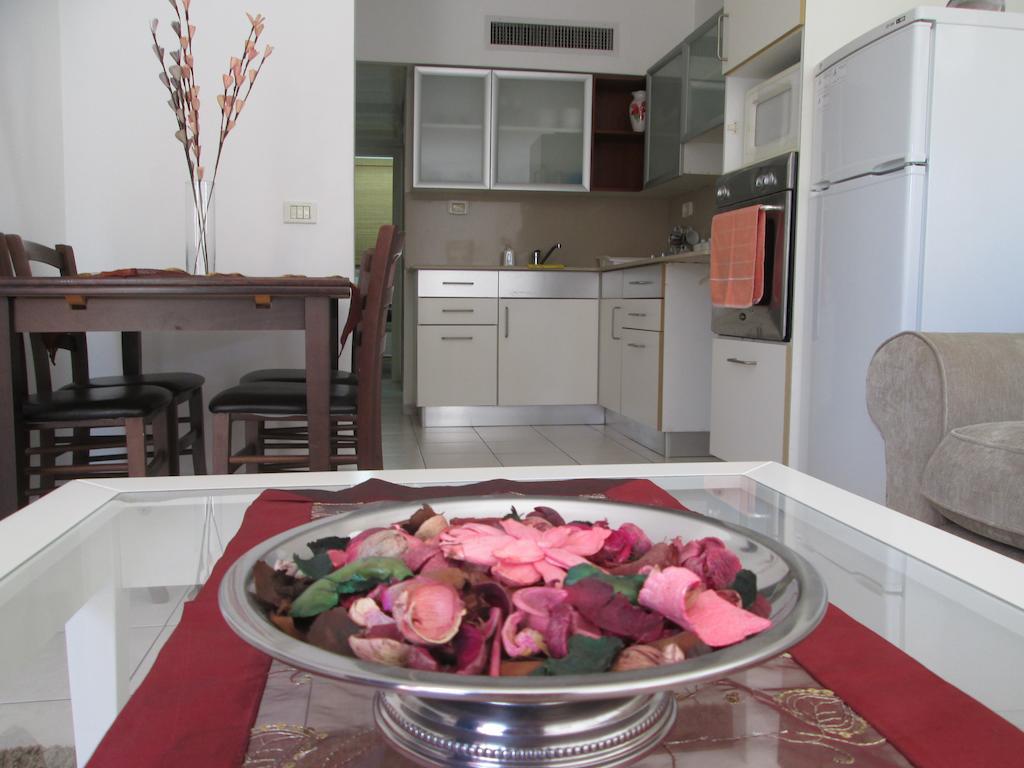 Michelle Suites Herzelia Pituach الغرفة الصورة
