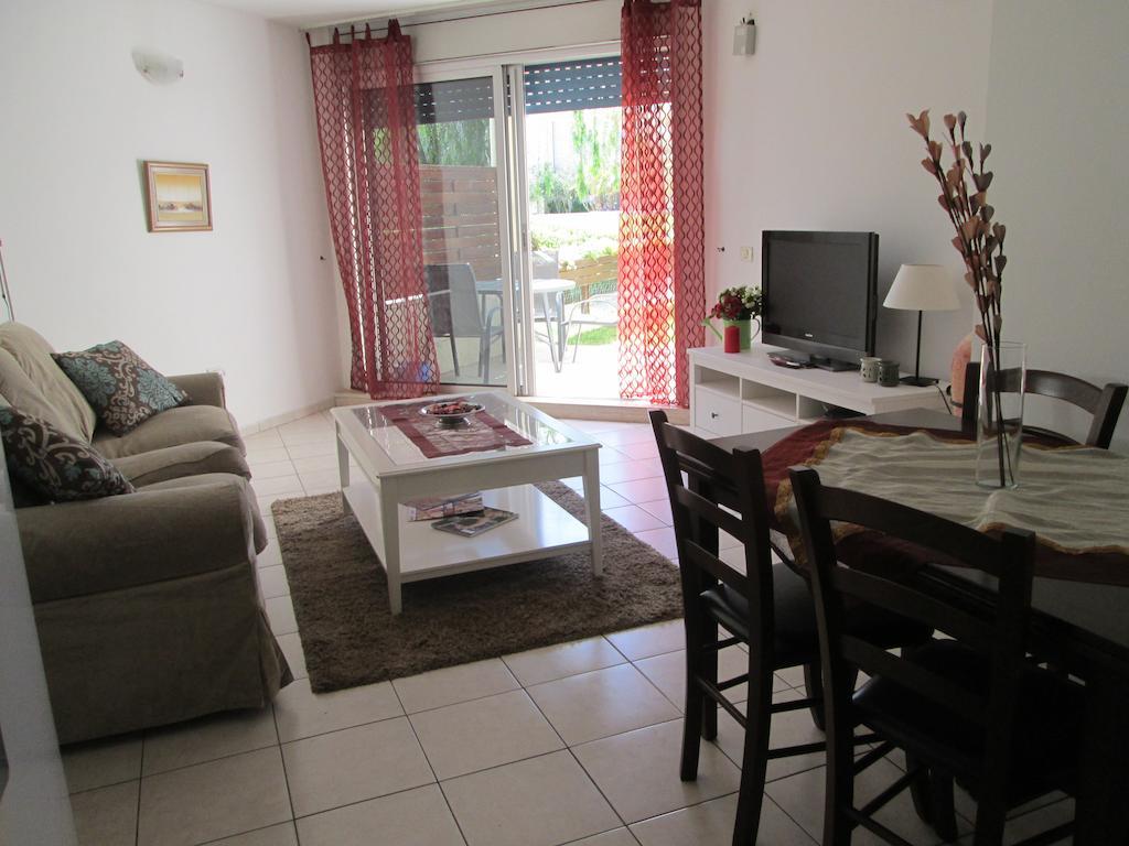 Michelle Suites Herzelia Pituach الغرفة الصورة