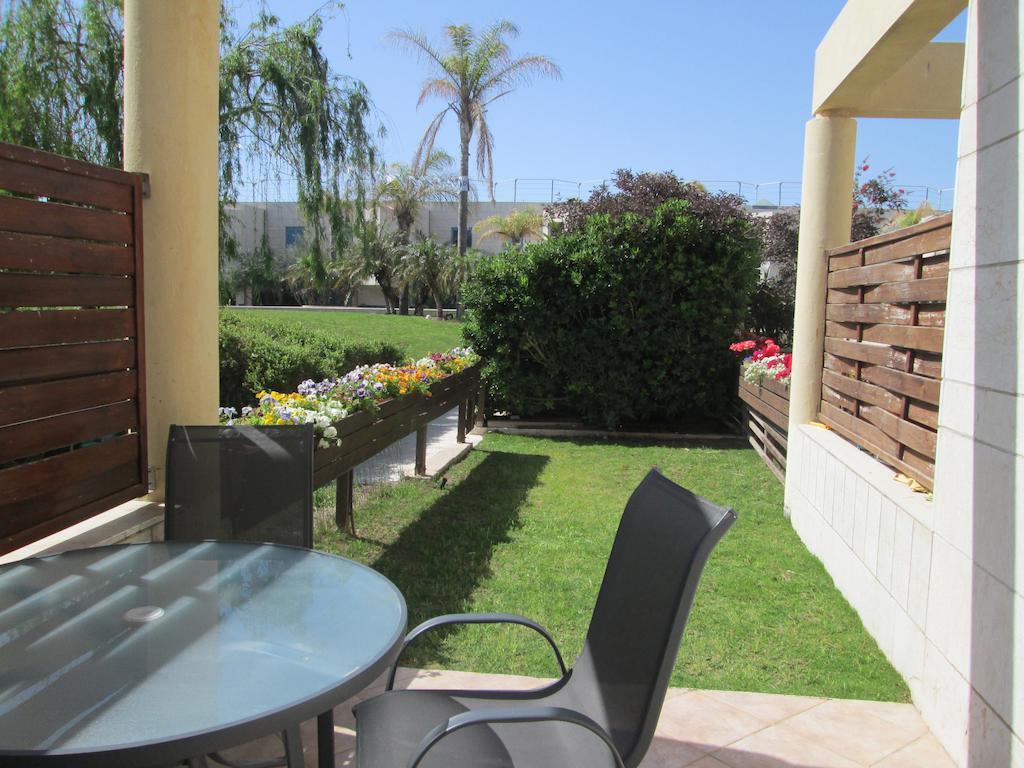 Michelle Suites Herzelia Pituach الغرفة الصورة